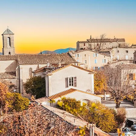 La Halte Gourmande 3* Vachères