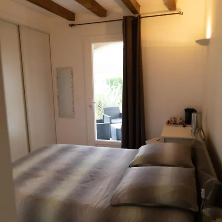 Penzion La Halte Gourmande Vachères