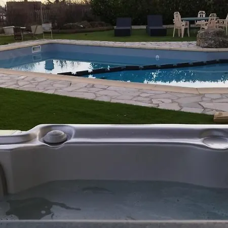 La Halte Gourmande Penzion Vachères