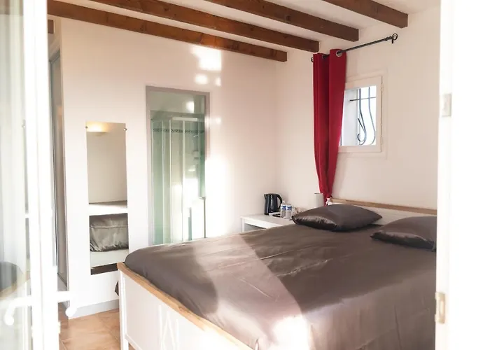 La Halte Gourmande Guest house 3*